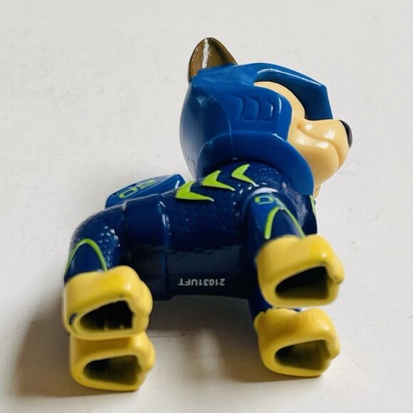 Spin Master PAW Patrol Sea Patrol Rescue Chase Blue Police Dog Scuba Figure 2.5 - Picture 7 of 9